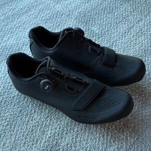 Black Women's Cycling/Peloton Shoes
